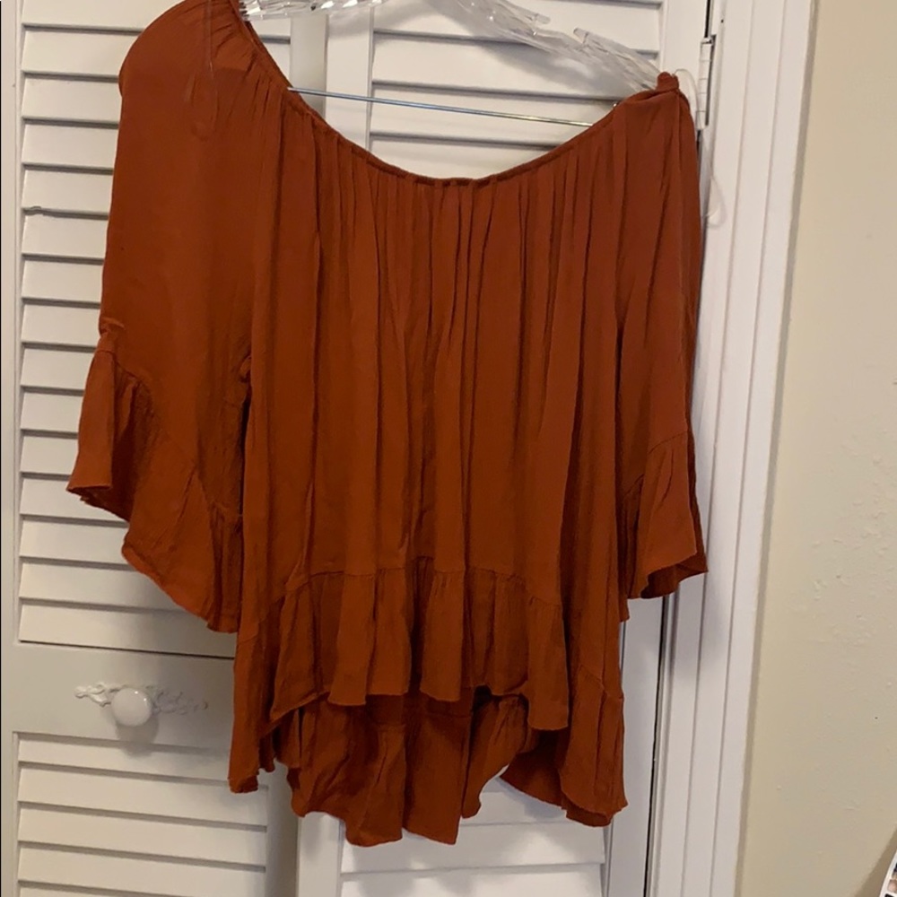 Off the shoulder ruffle shirt